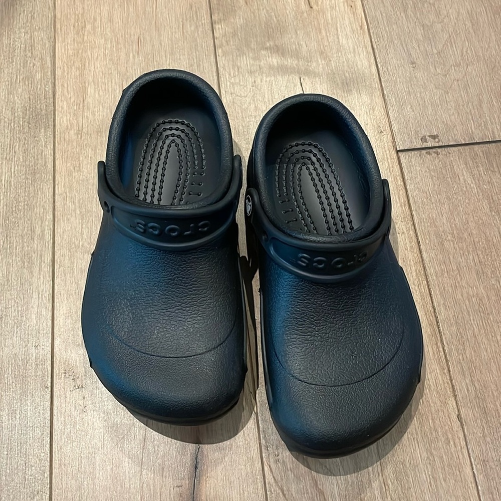 CROCS Women's Black Clogs